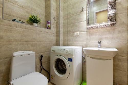 Family Apartment On Agmashenebeli