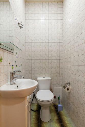 Family Apartment On Agmashenebeli