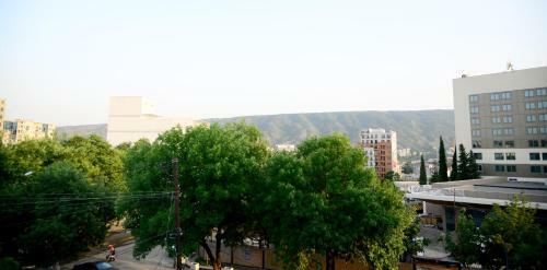 Hostal Hotel New Avlabari