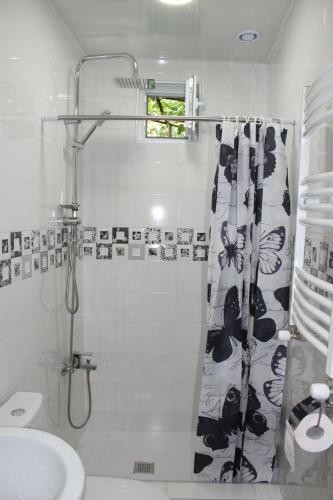 Hostal Easy Guest House