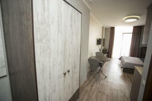 Stone Apartment Khimshiashvili 15b