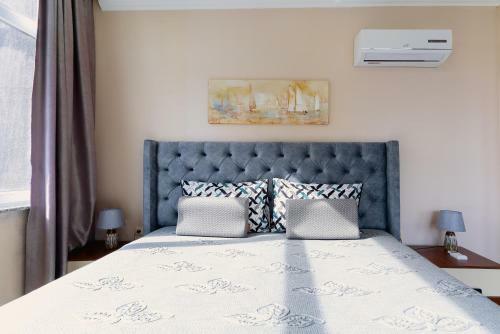 Happy Apartment