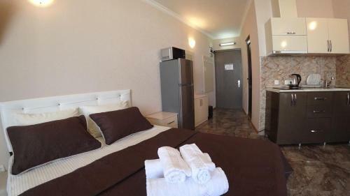 Sunny Apartment In Orbi Plaza With Sea View
