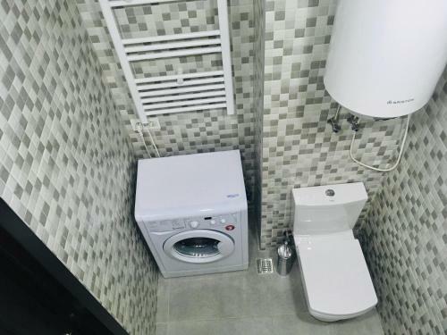 Light Breeze In Real Palace Apartments