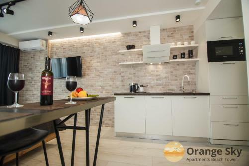 Orange Sky Apartments Beach Tower