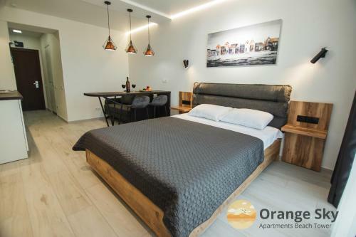 Orange Sky Apartments Beach Tower