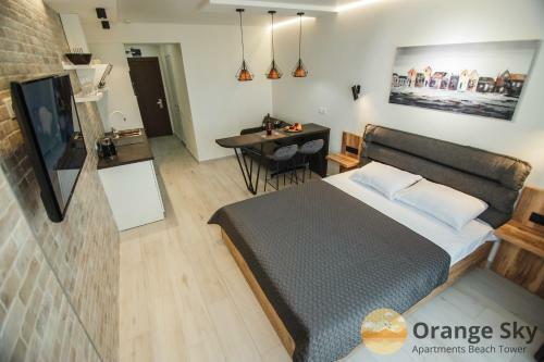 Orange Sky Apartments Beach Tower