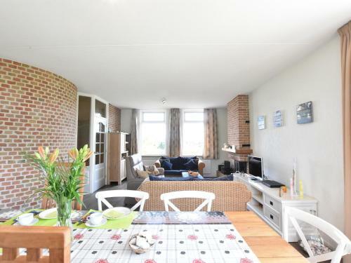Beautiful Child-friendly Holiday Home In Eede