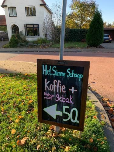 Hostal Gastenverblijf 't Einde Sfeer - Priv� Terras - Airco