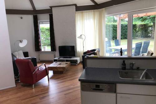 Rustig Gelegen Bungalow In Mooi Havelte (Drenthe)