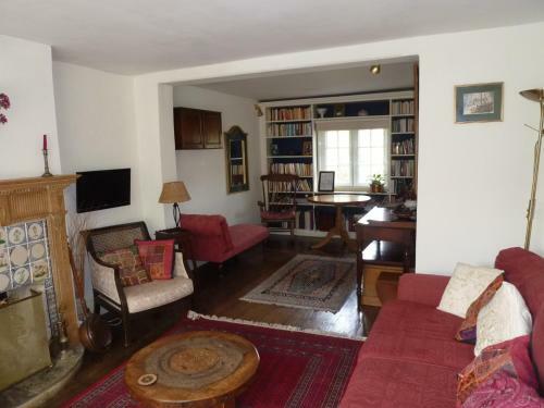 Manor Cottage Bed And Breakfast