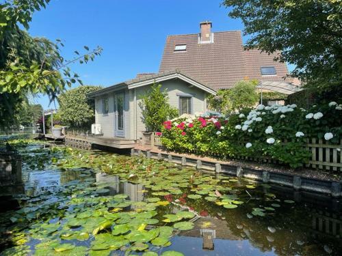 Tiny House Boatshed
