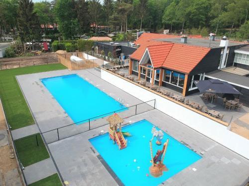 Eco Holiday Home With Platform On A Beautiful Pond
