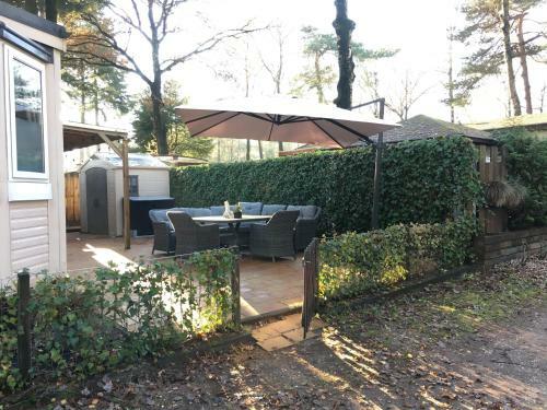 Prachtige Luxe Chalet Op de Veluwe Nabij Hoenderloo