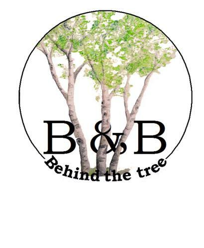 B&B Behind The Tree