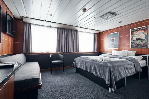 Dfds Ferry - Amsterdam To Newcastle