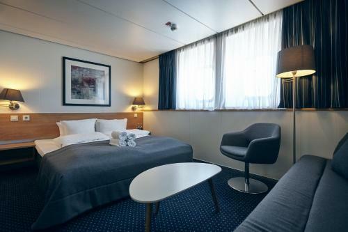 Dfds Ferry - Amsterdam To Newcastle