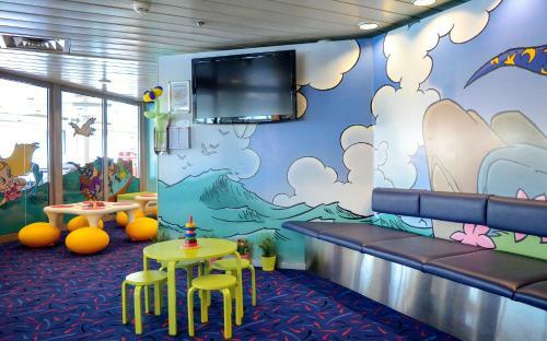 Dfds Ferry - Amsterdam To Newcastle