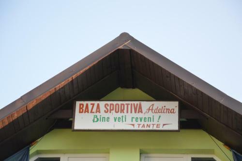 Hostal Baza Sportiva Adelina