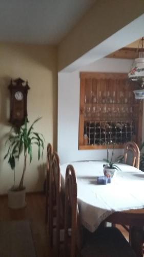 Hostal Em�lia Vend�gh�z