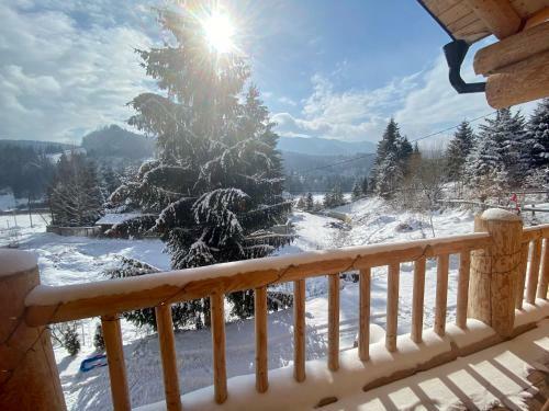 Villa The Mountain's Sea Chalet