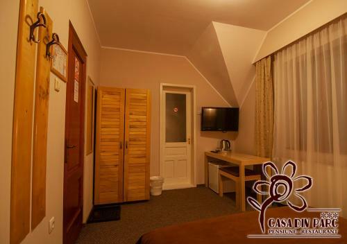 Hostal Casa Din Parc