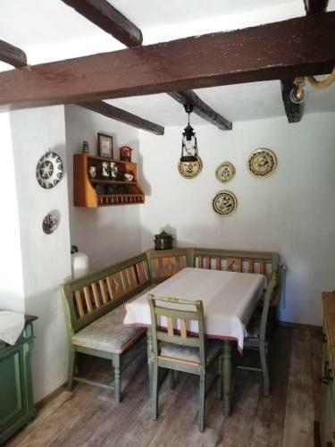 Grandpas' House (casa Bunicilor)