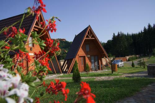 Lodge Green Property
