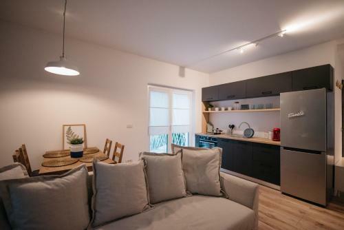 Nuez Apartments