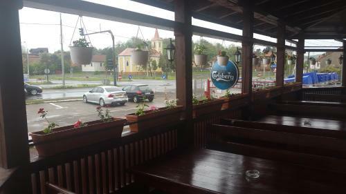 Motel Restaurant Lowe