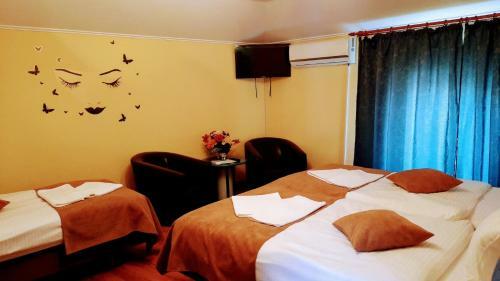Hostal Casa Leucian