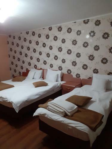 Hostal Casa Leucian