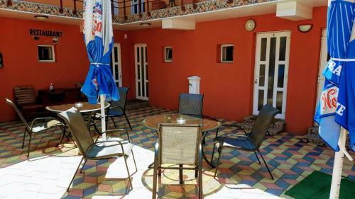 Hostal Casa Leucian