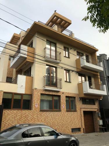 Orange Apartment-brilliant Apartments
