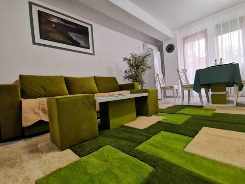Green Apartment- Brilliant Apartments
