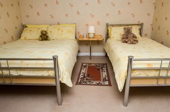Hostal Four Seasons Guest House