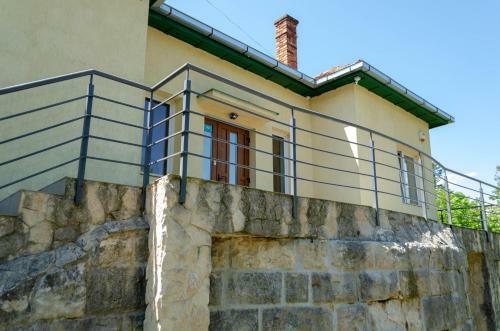 Apartamento Mansarda Mica Cu Baie Proprie