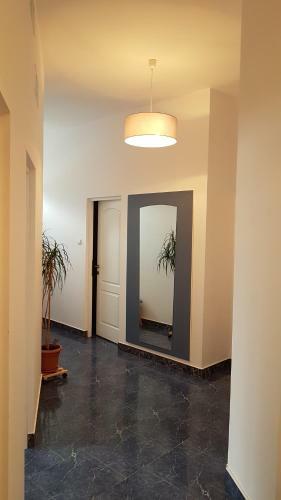 Gruia Apartment