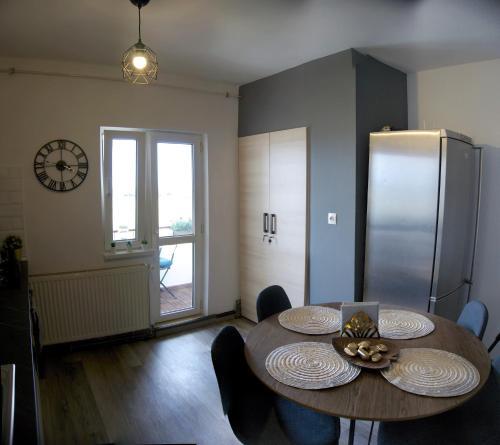 Apartamento Lunii 6