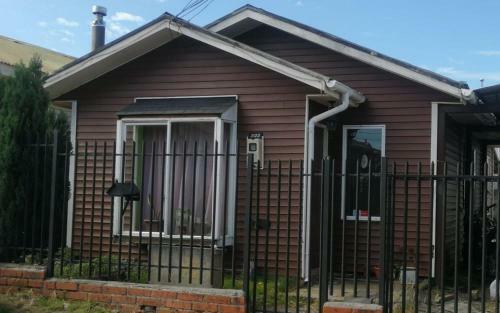 Agradable Casa En Puerto Montt En Barrio Tranquilo