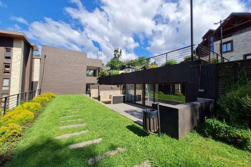 Enjoy The Best Location In Puc�n