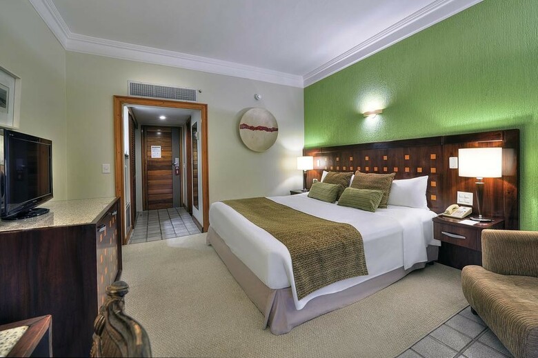 Hotel Deville Salvador