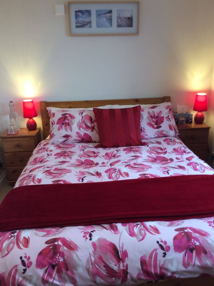 The Great Grubb Bed & Breakfast