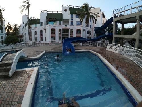 407 Apartamento Rodadero Con Piscina