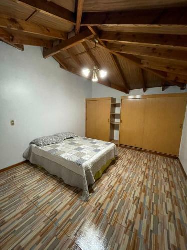 Espaciosa Casa Con Piscina Jard�n Del Mar