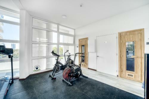 Apartamento Sunny Side 3br W/ View, Parking, Pool & Gym