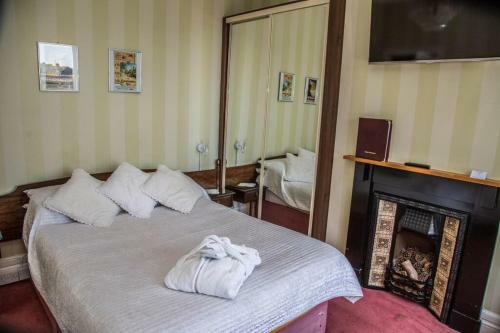 Hostal Cambridge Villa Hotel