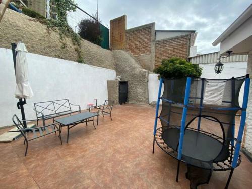 Agradable Casa En Vi�a Con Terraza Y Gran Quincho