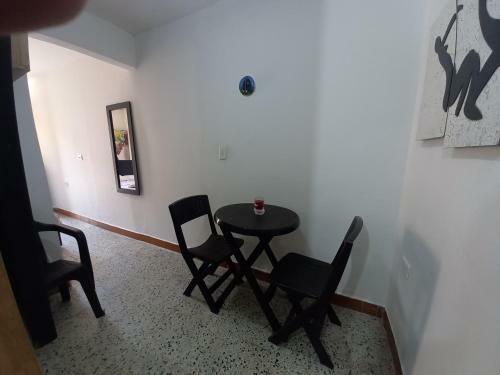 Apartamento Habitaci�n Guatap� Calle Jimenez
