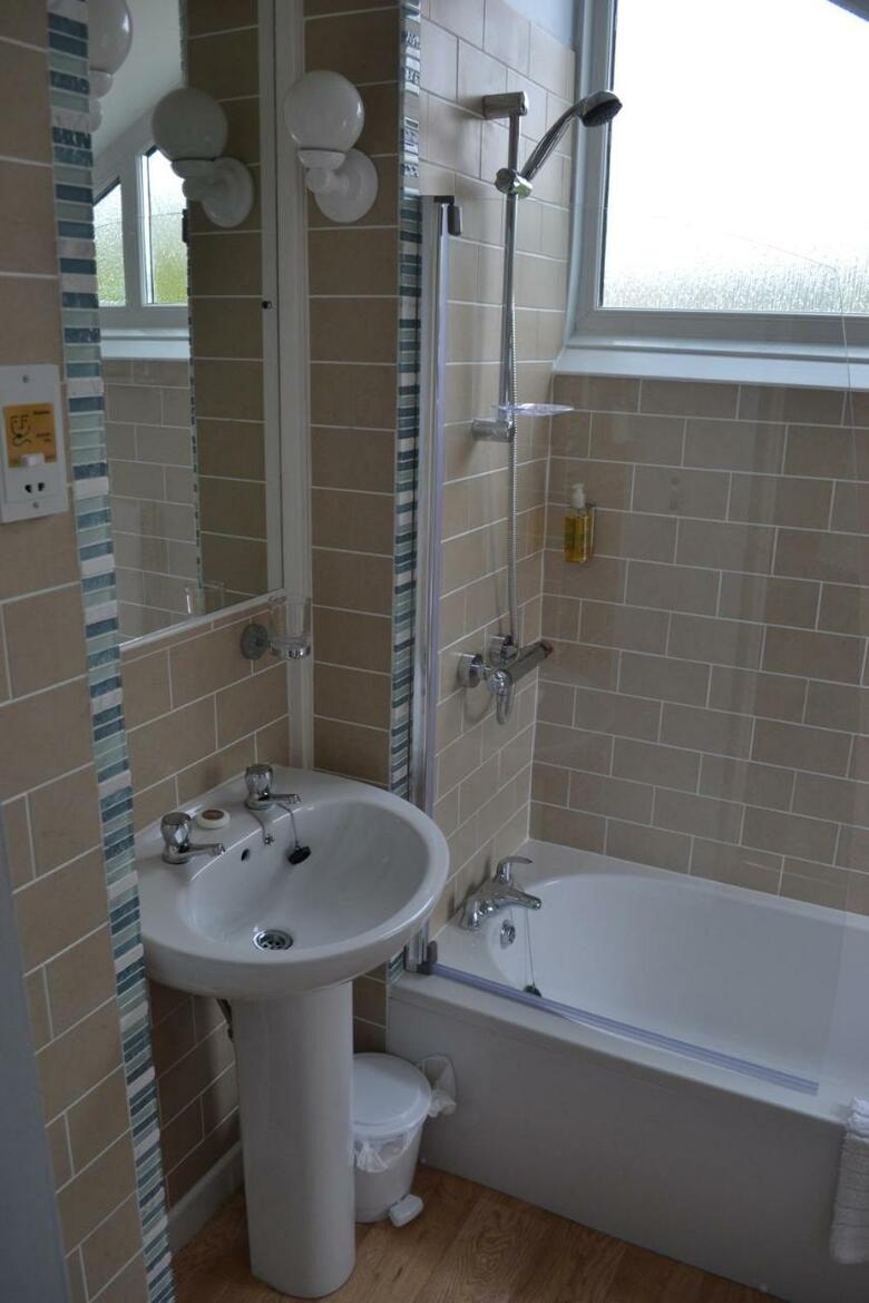 Hostal Varley House